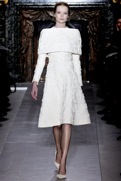 Look 9
